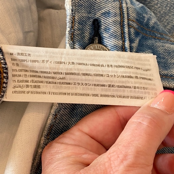 Abercrombie & Fitch The 90's Straight Ultra High Rise distressed 16972 - Picture 12 of 15